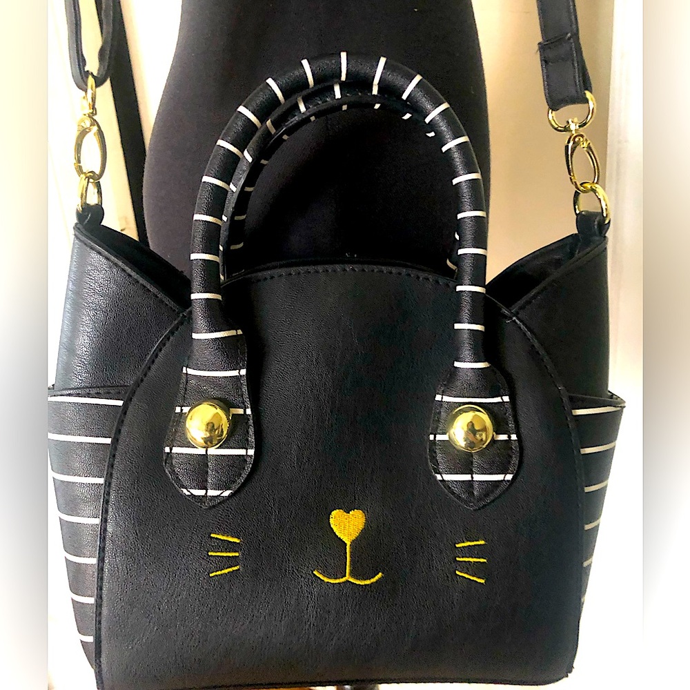 Betsey Johnson cat purse